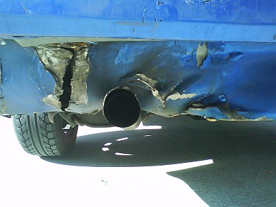 rear damage close 2.JPG