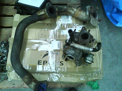 spare turbo and manifold.JPG